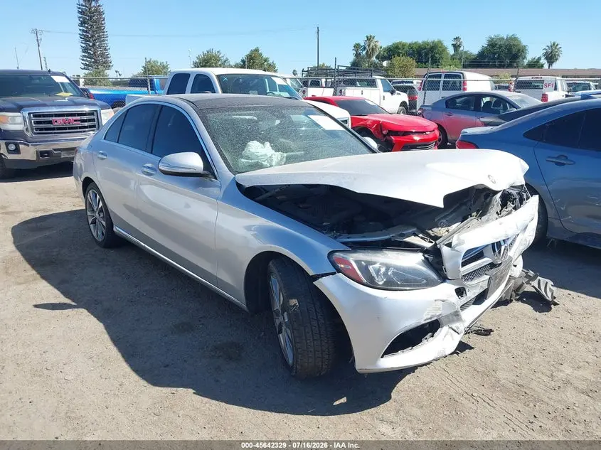 Mercedes-Benz C 300 2015