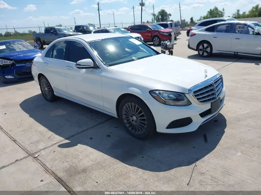 Mercedes-Benz C 300 Luxury 2016