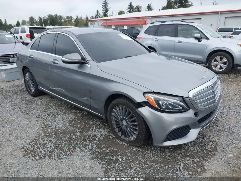 Mercedes-Benz C 300 Luxury 4Matic 2015