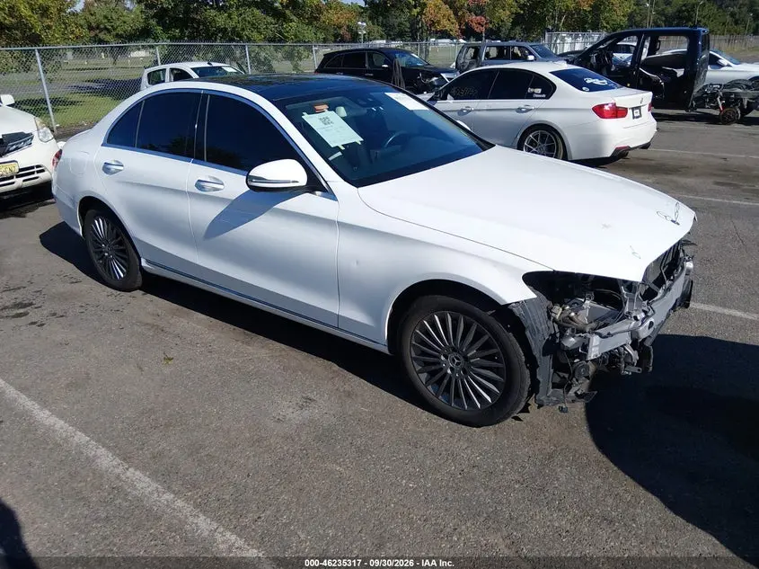 Mercedes-Benz C 300 Luxury 4Matic 2016