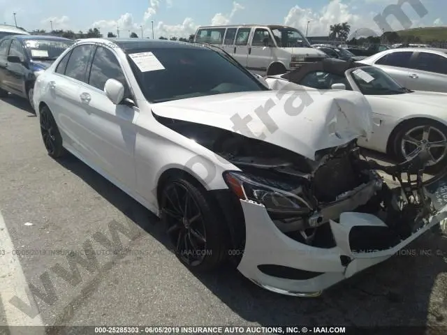 Mercedes-Benz C 400 4Matic 2015