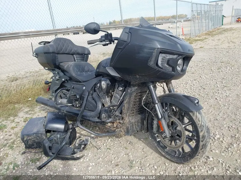 Indian Motorcycle Co. Pursuit Dark Horse With Premium Package 2023