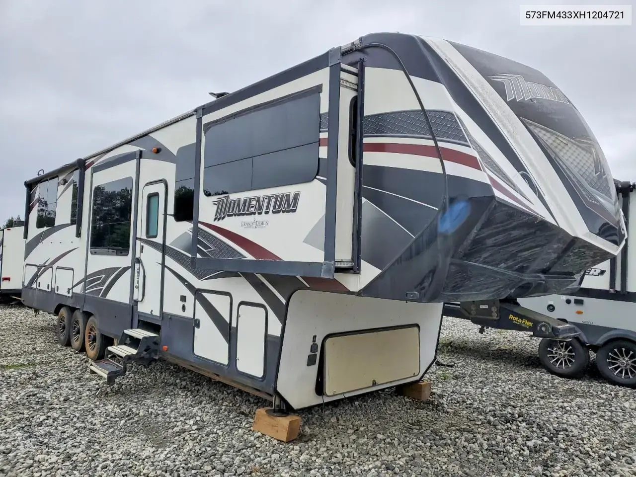 Grand Design Momentum Camper 2017
