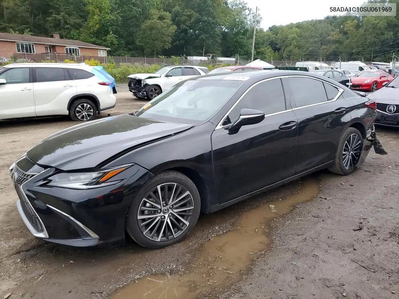 Lexus Es 300H Base 2025