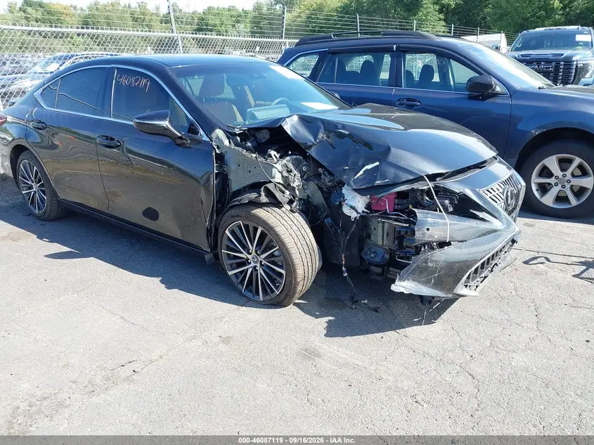 Lexus Es 300H 2024