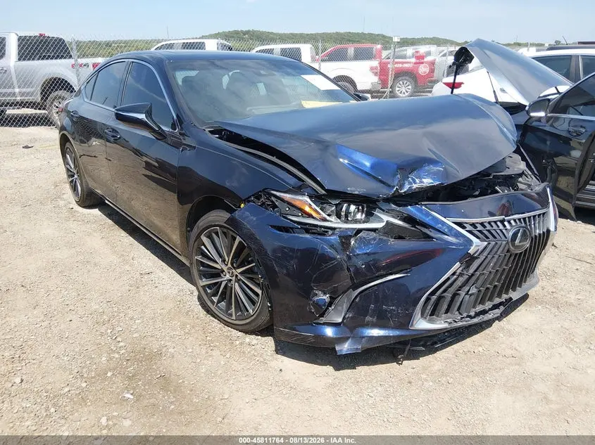 Lexus Es 300H 2025