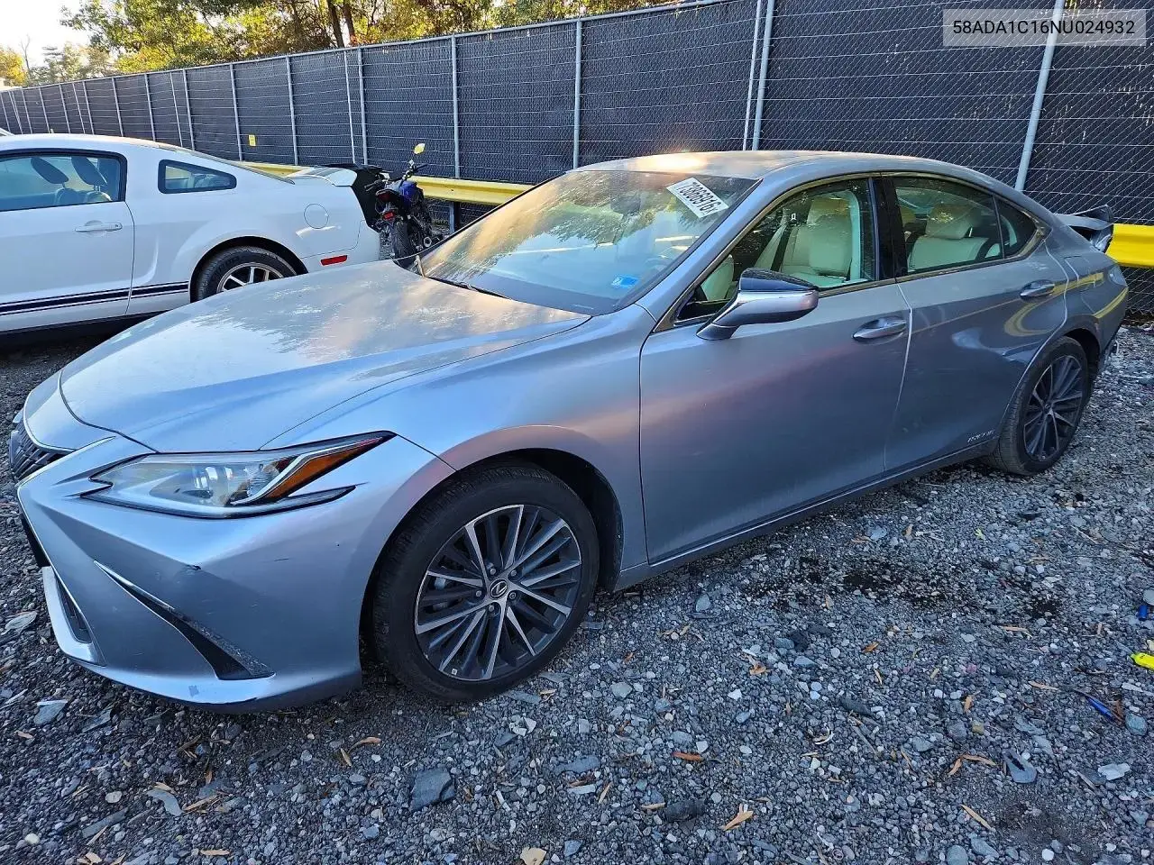 Lexus Es 300H Base 2022
