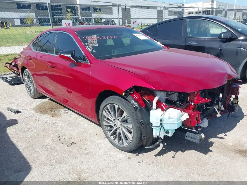 Lexus Es 300H 2025