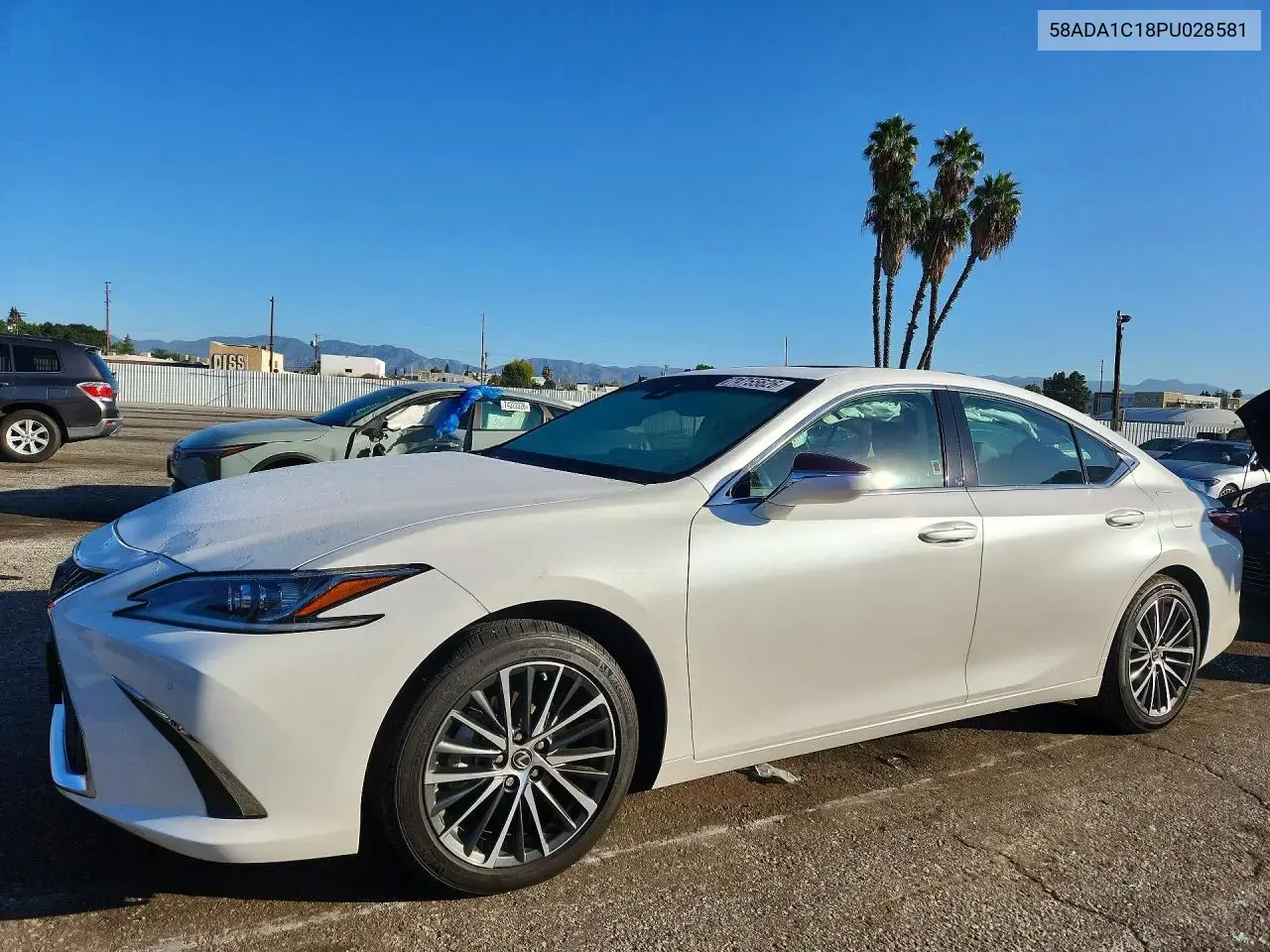 Lexus Es 300H Base 2023
