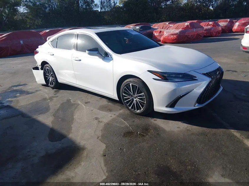 Lexus Es 300H 2025