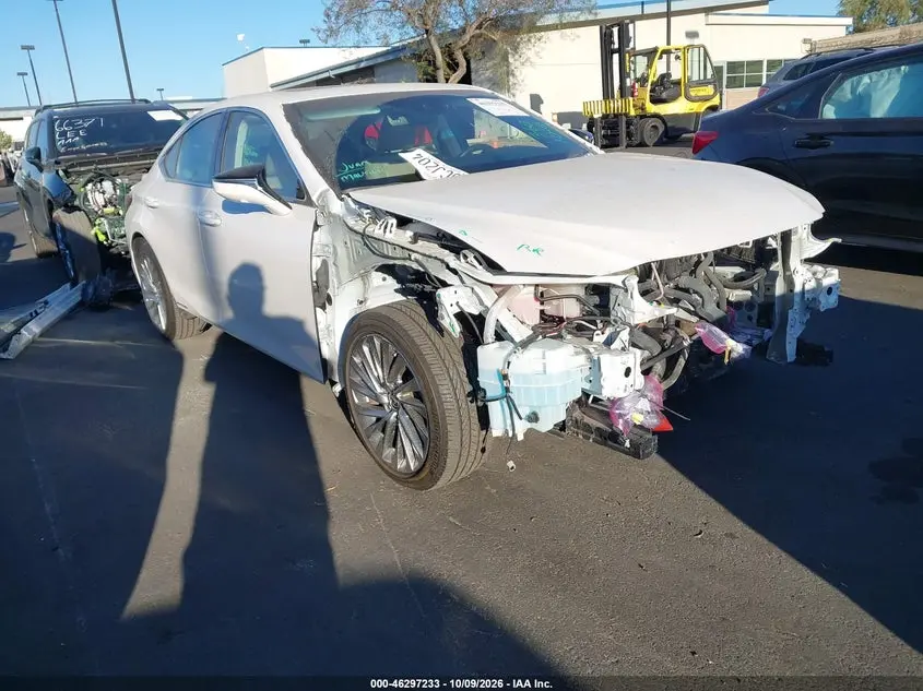 Lexus Es 300H Luxury 2020