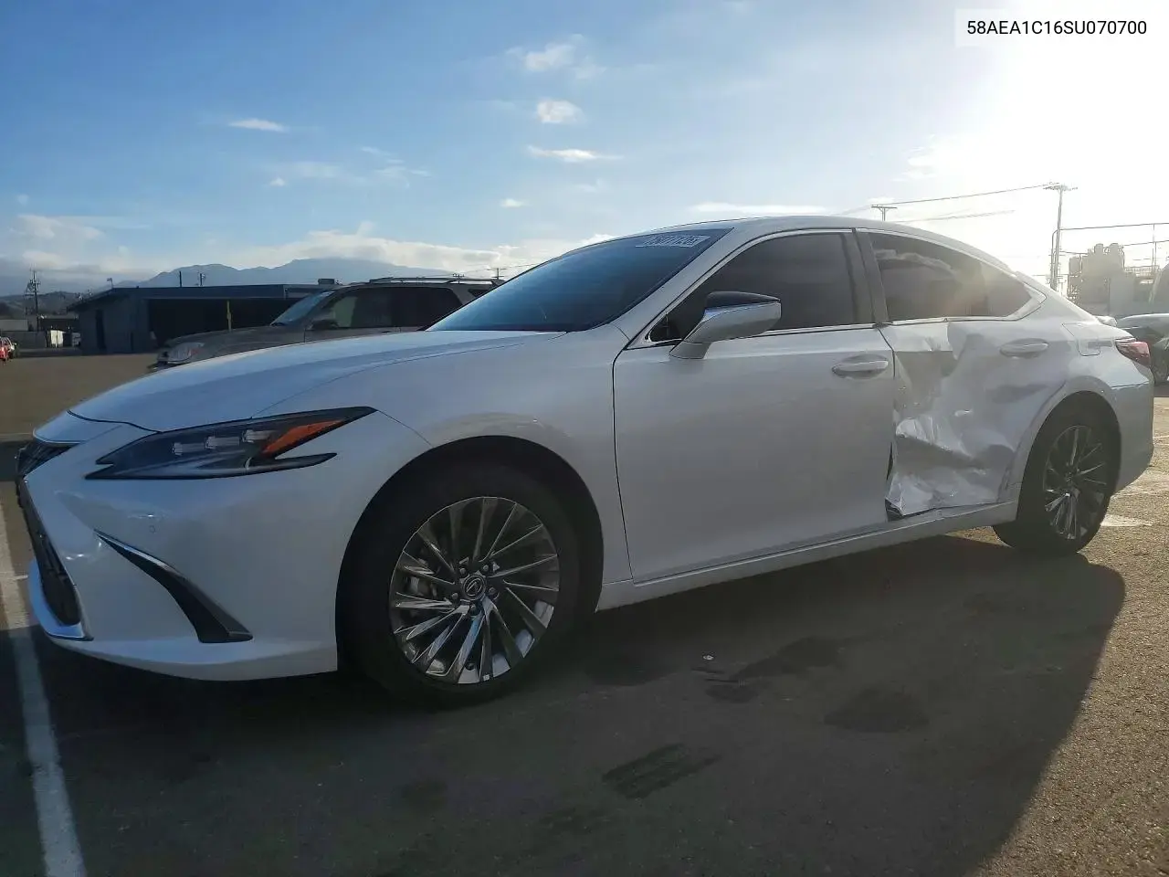 Lexus Es 300H Luxury 2025