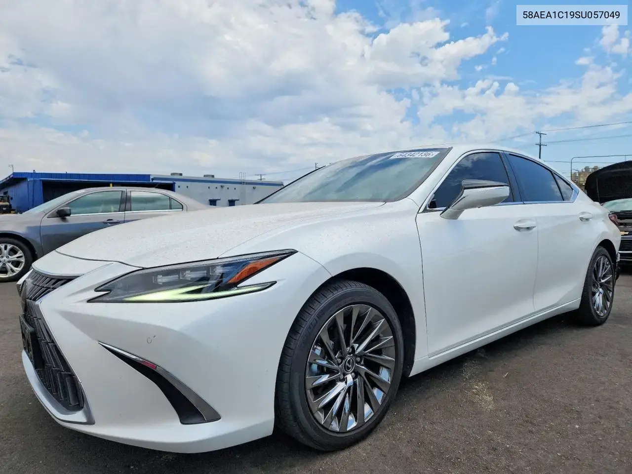 Lexus Es 300H Luxury 2025