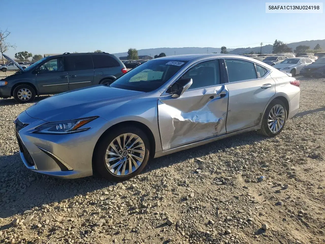 Lexus Es 300H Ultra Luxury 2022