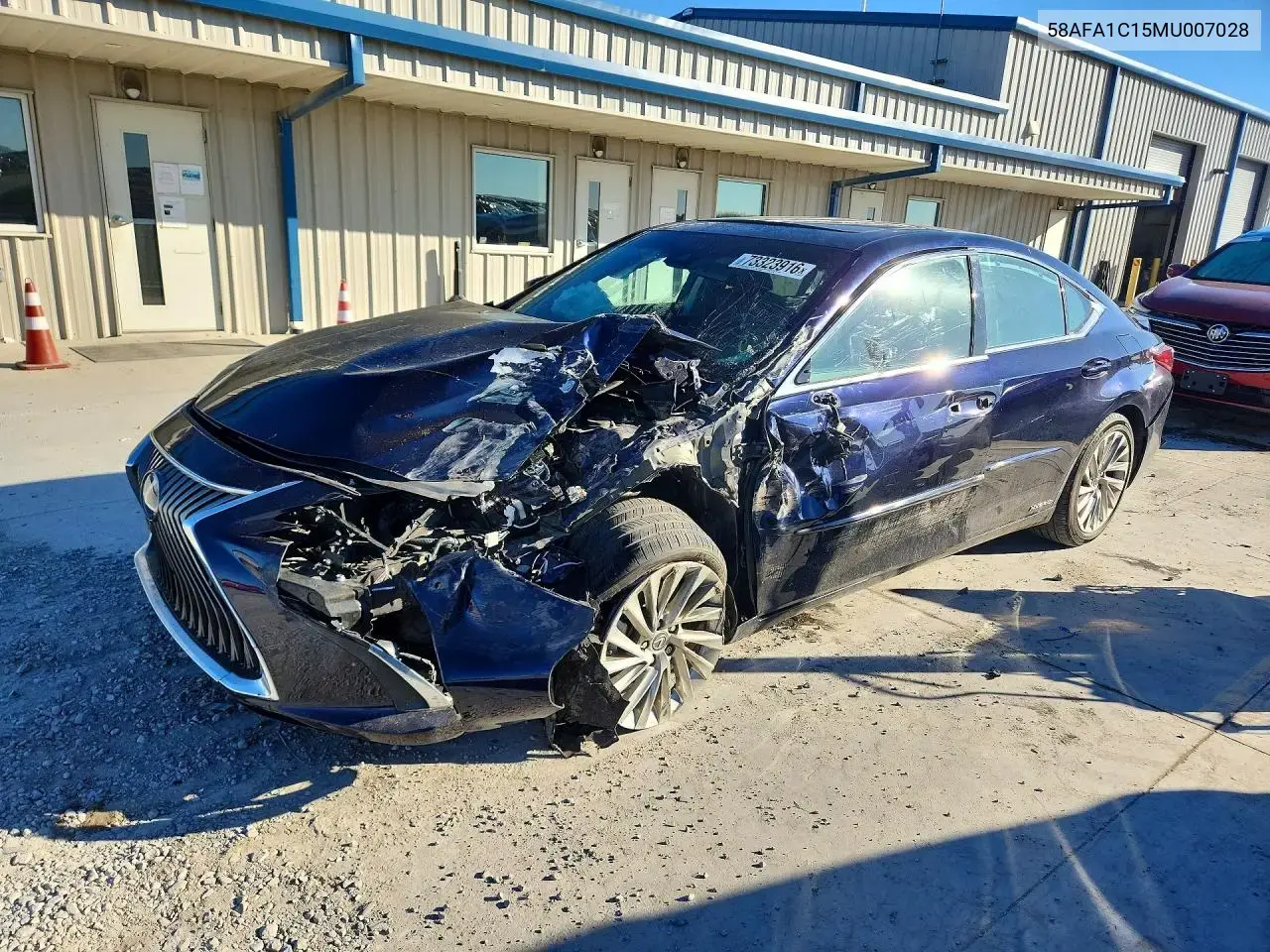 Lexus Es 300H Ultra Luxury 2021