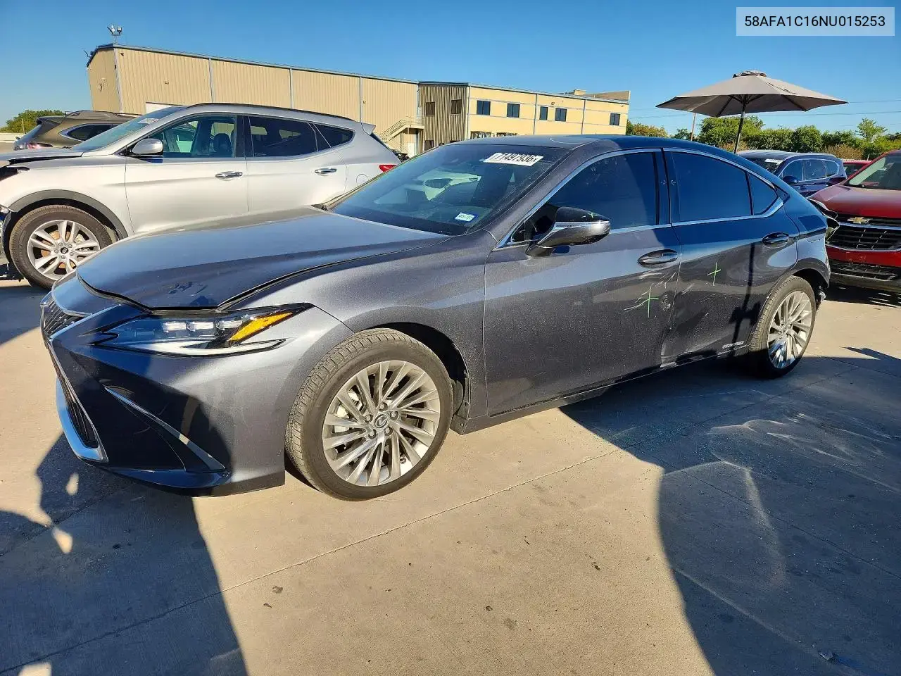 Lexus Es 300H Ultra Luxury 2022