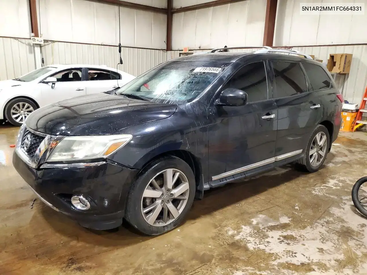 Nissan Pathfinder S 2015