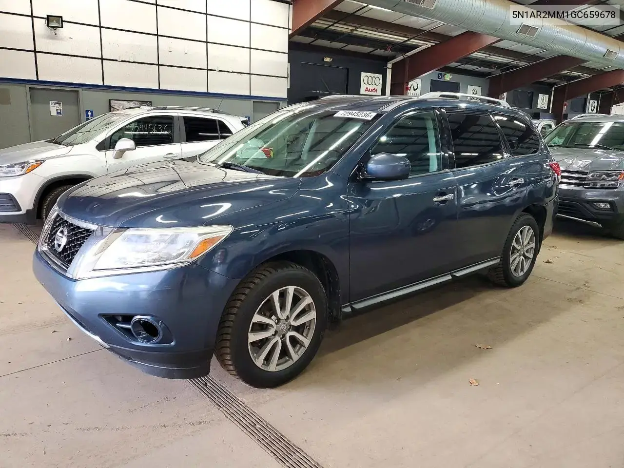 Nissan Pathfinder S 2016