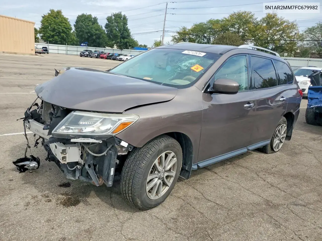 Nissan Pathfinder S 2015