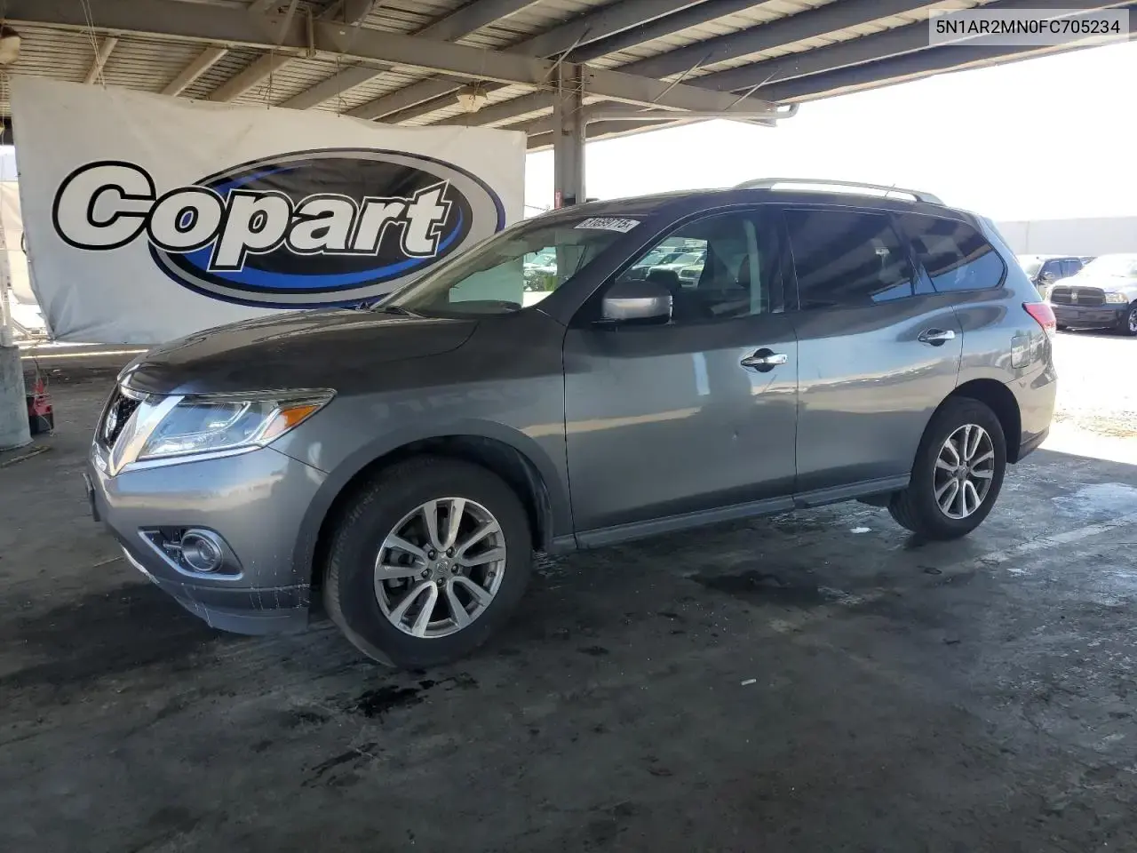 Nissan Pathfinder S 2015