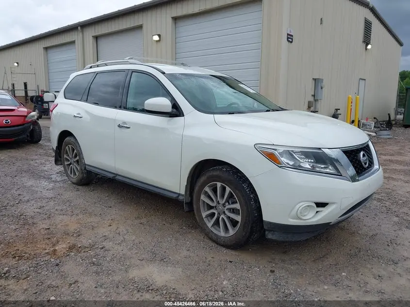 Nissan Pathfinder S 2016