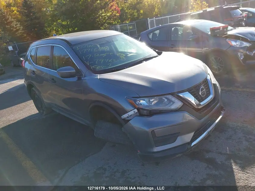 Nissan Rogue S/Sl Platinum/Sv 2017