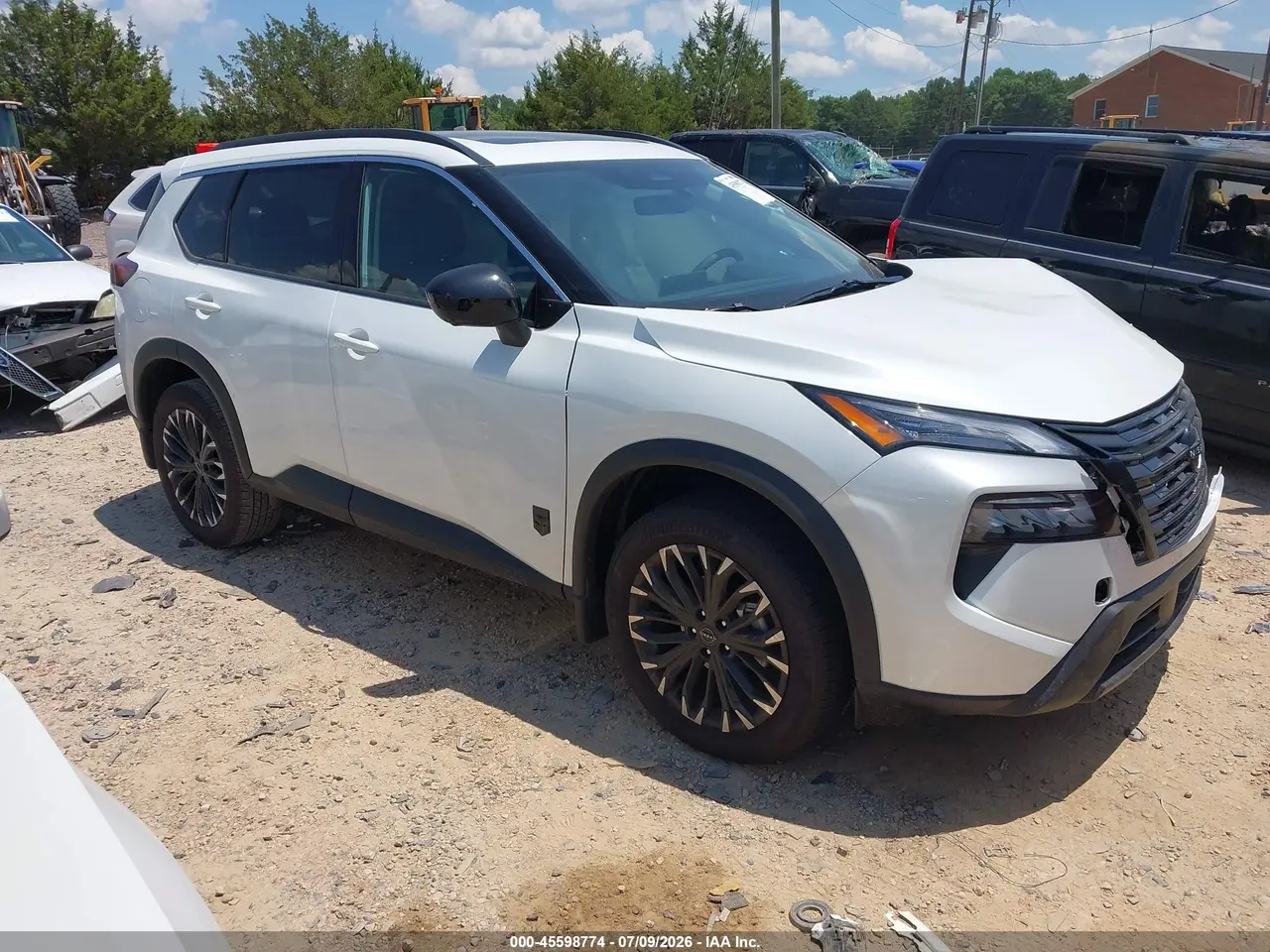 Nissan Rogue Dark Armor 2026