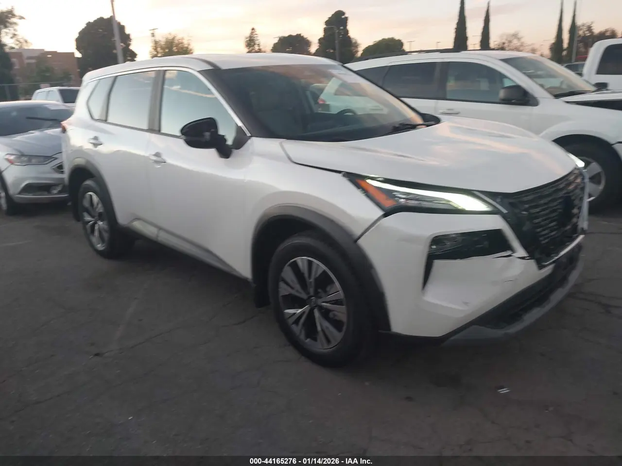 Nissan Rogue Sv Fwd 2023