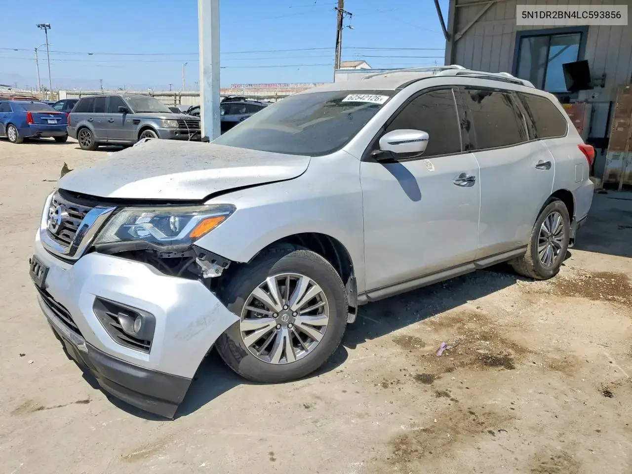 Nissan Pathfinder Sv 2020