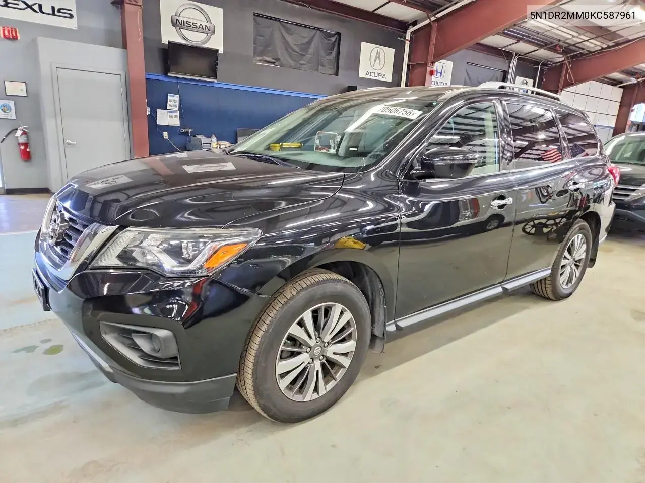 Nissan Pathfinder S 2019