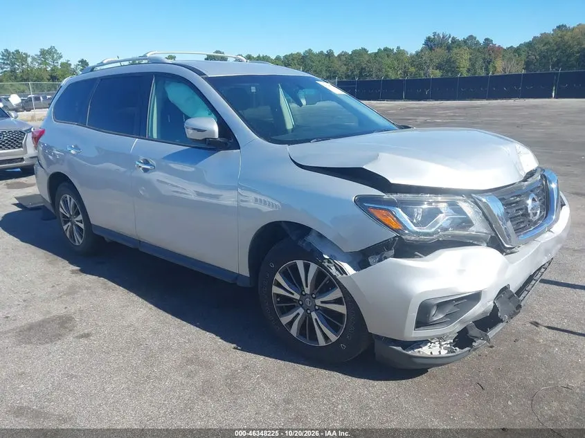 Nissan Pathfinder Sv 2018