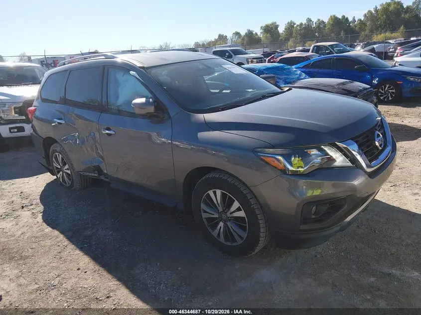 Nissan Pathfinder Sv 2017