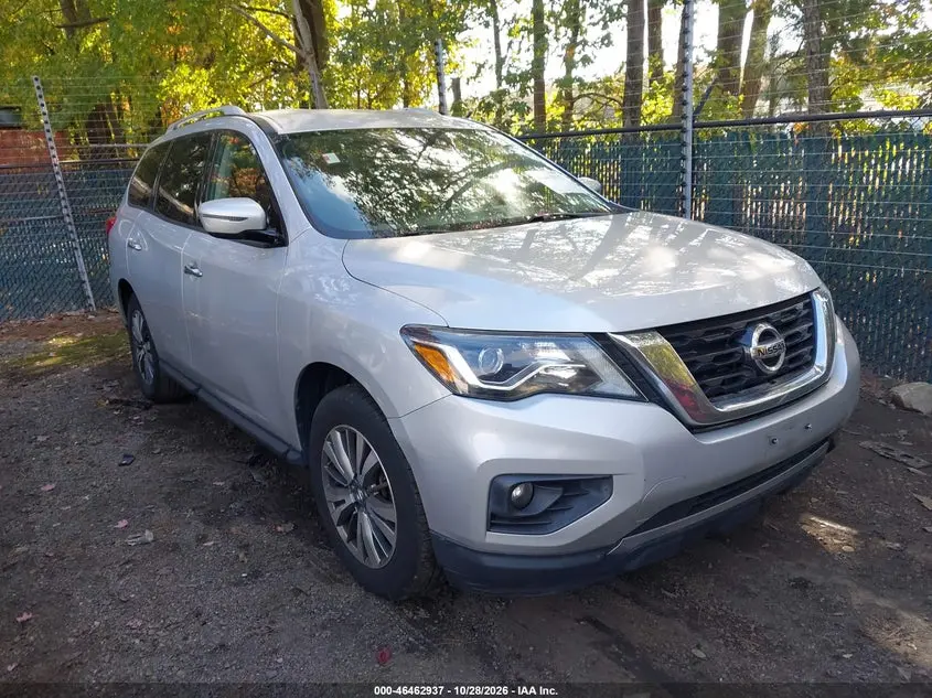 Nissan Pathfinder Sv 2018
