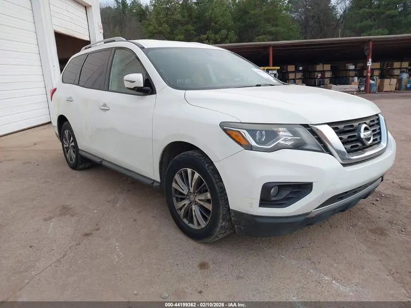 Nissan Pathfinder Sv 2018