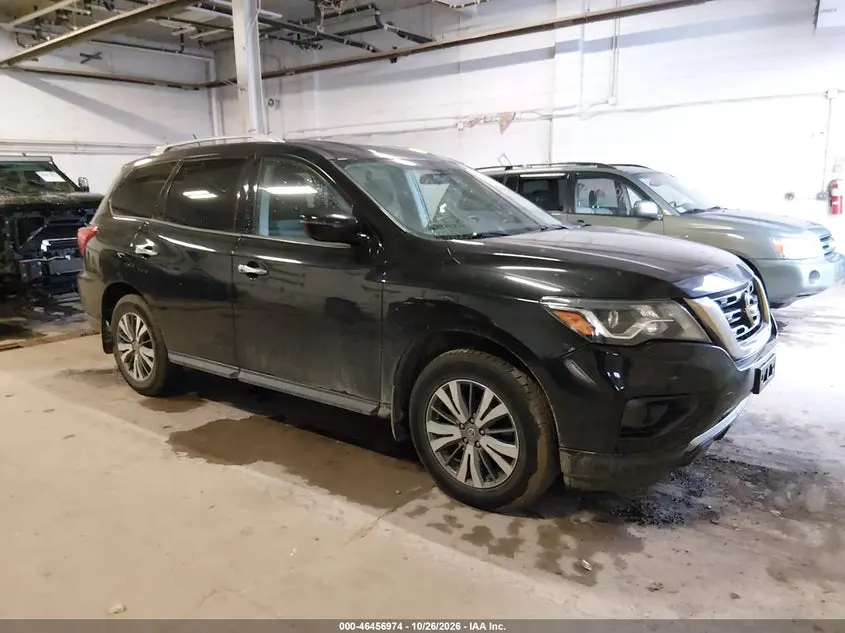 Nissan Pathfinder S 2018