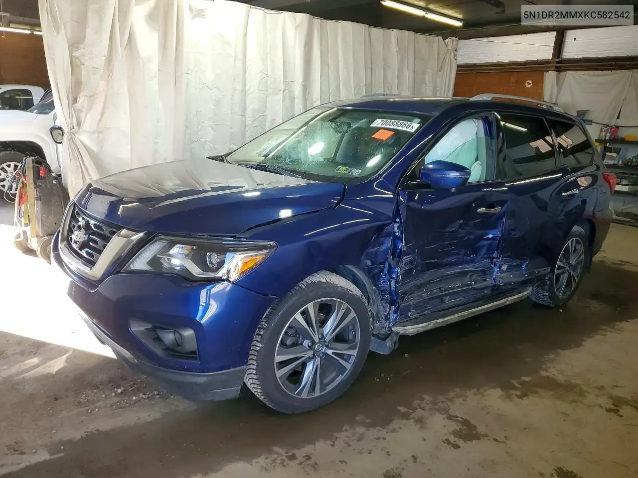 Nissan Pathfinder Platinum 2019
