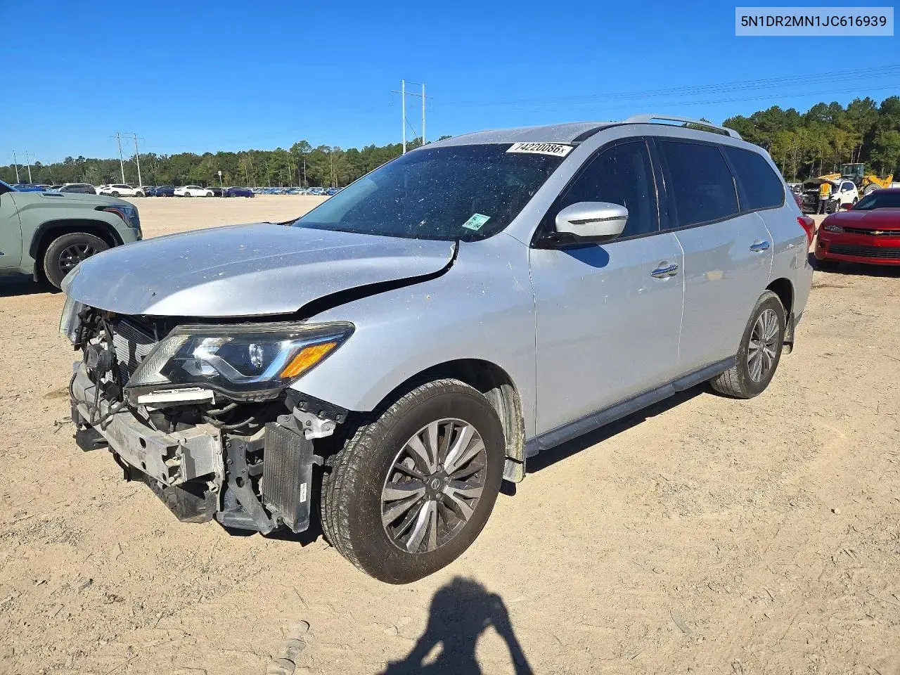 Nissan Pathfinder S 2018