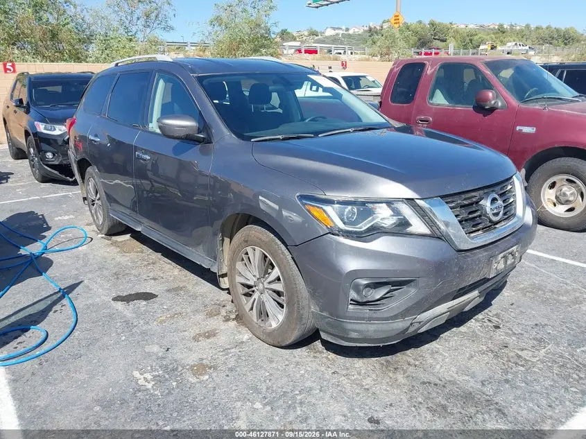 Nissan Pathfinder S 2019