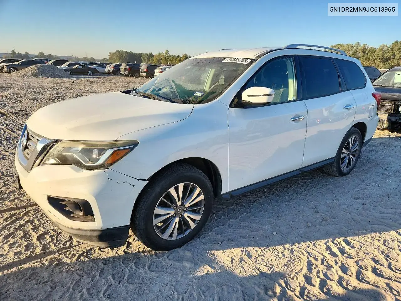 Nissan Pathfinder S 2018
