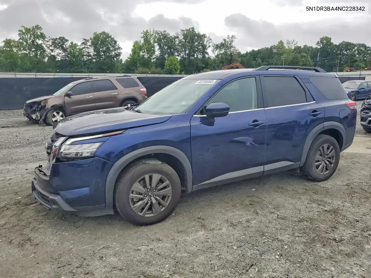 Nissan Pathfinder Sv 2022