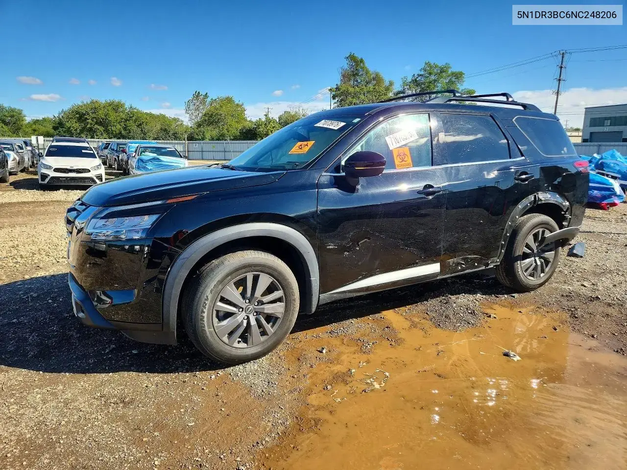Nissan Pathfinder Sv 2022