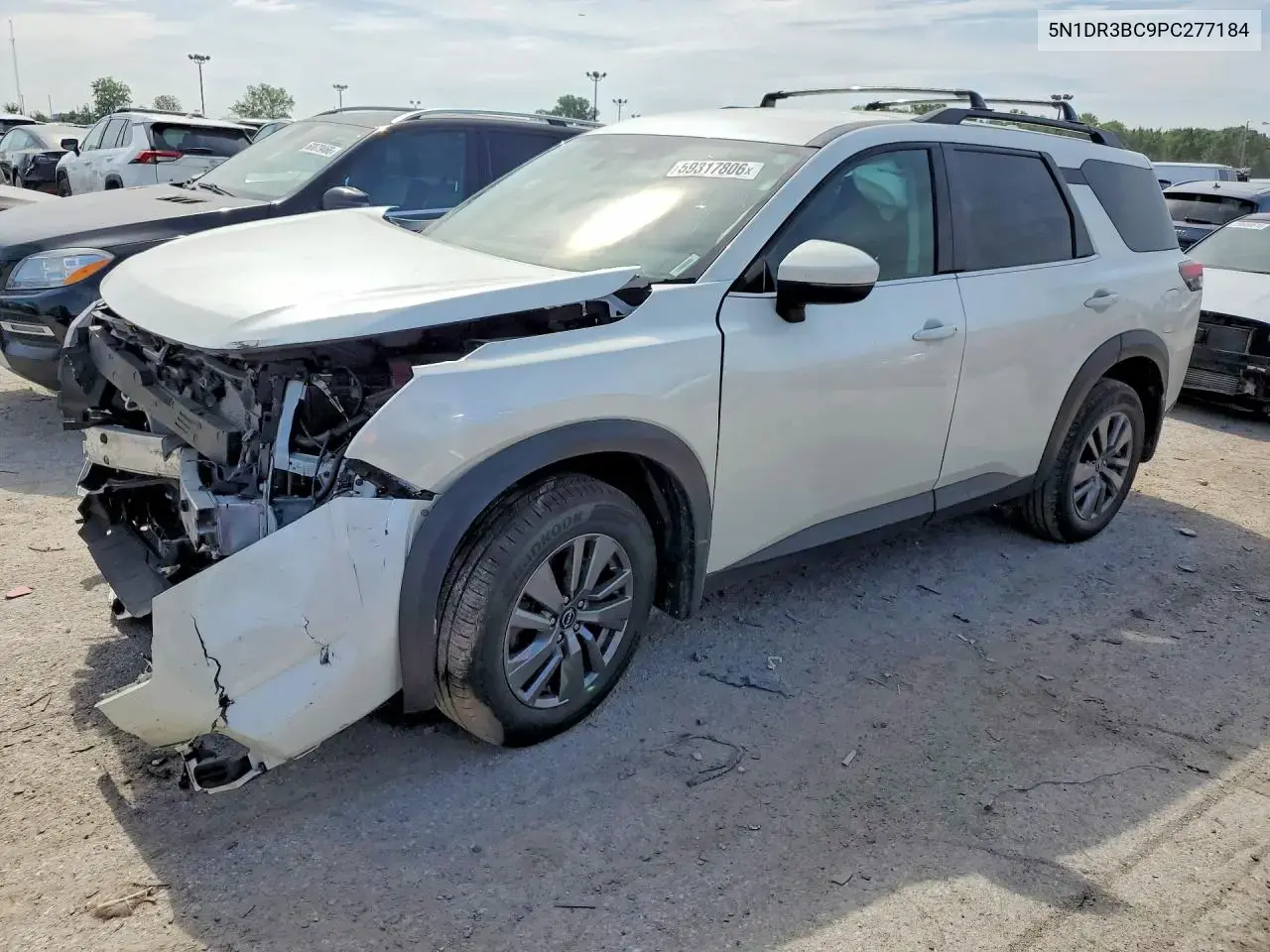 Nissan Pathfinder Sv 2023