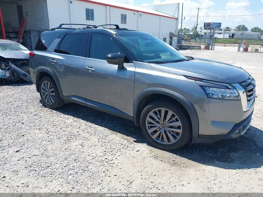 Nissan Pathfinder Sl 2Wd 2022