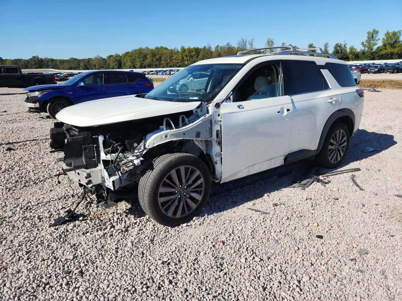 Nissan Pathfinder Sl 2023