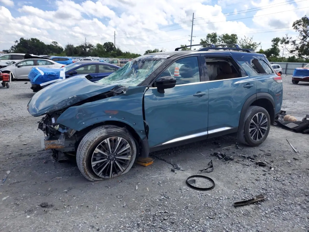 Nissan Pathfinder Platinum 2026