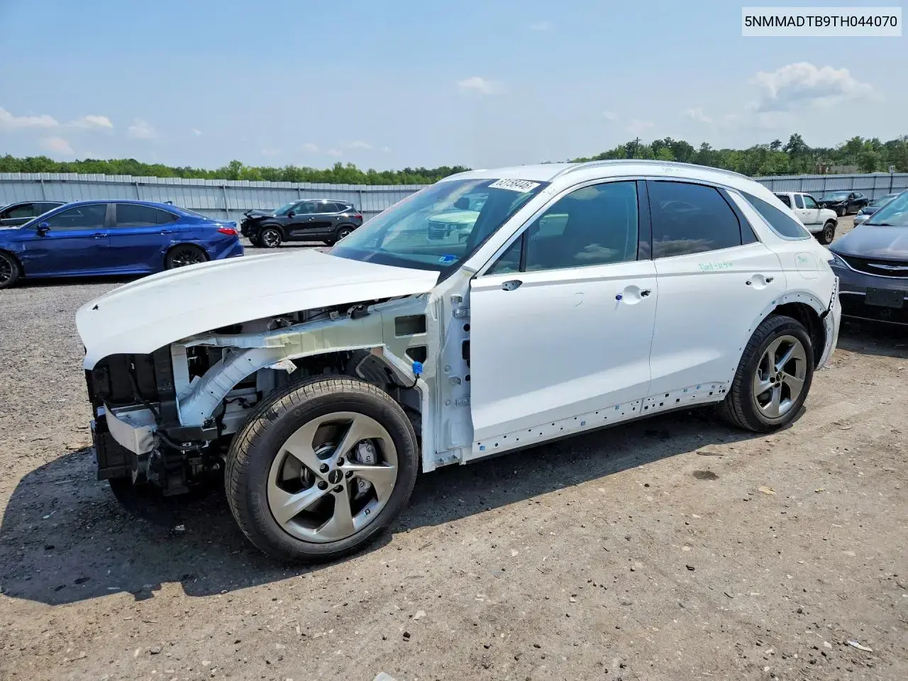Genesis Gv70 2.5T Standard 2026