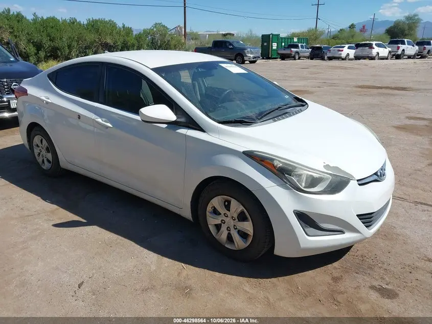 Hyundai Elantra Se 2016