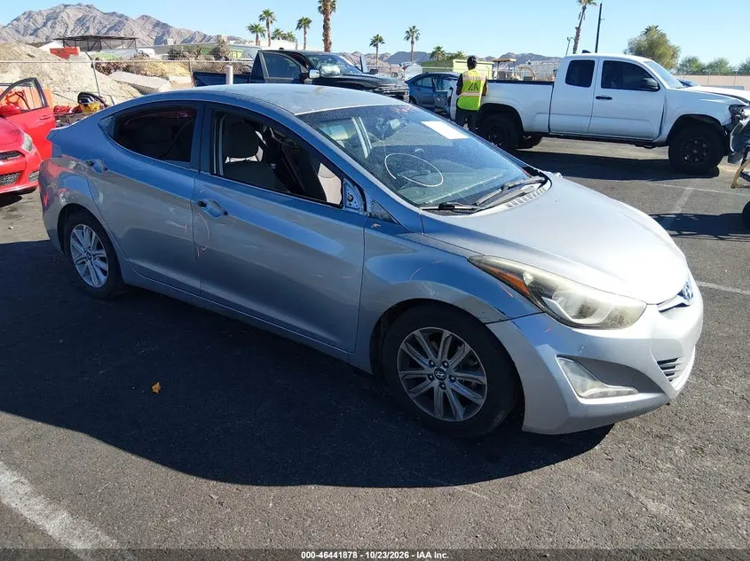 Hyundai Elantra Se 2016