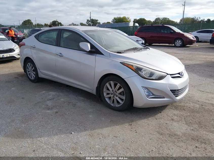 Hyundai Elantra Se 2015