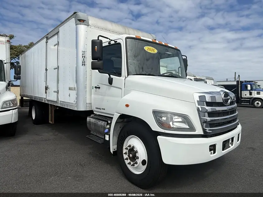 Hino 338 Box Truck 2017